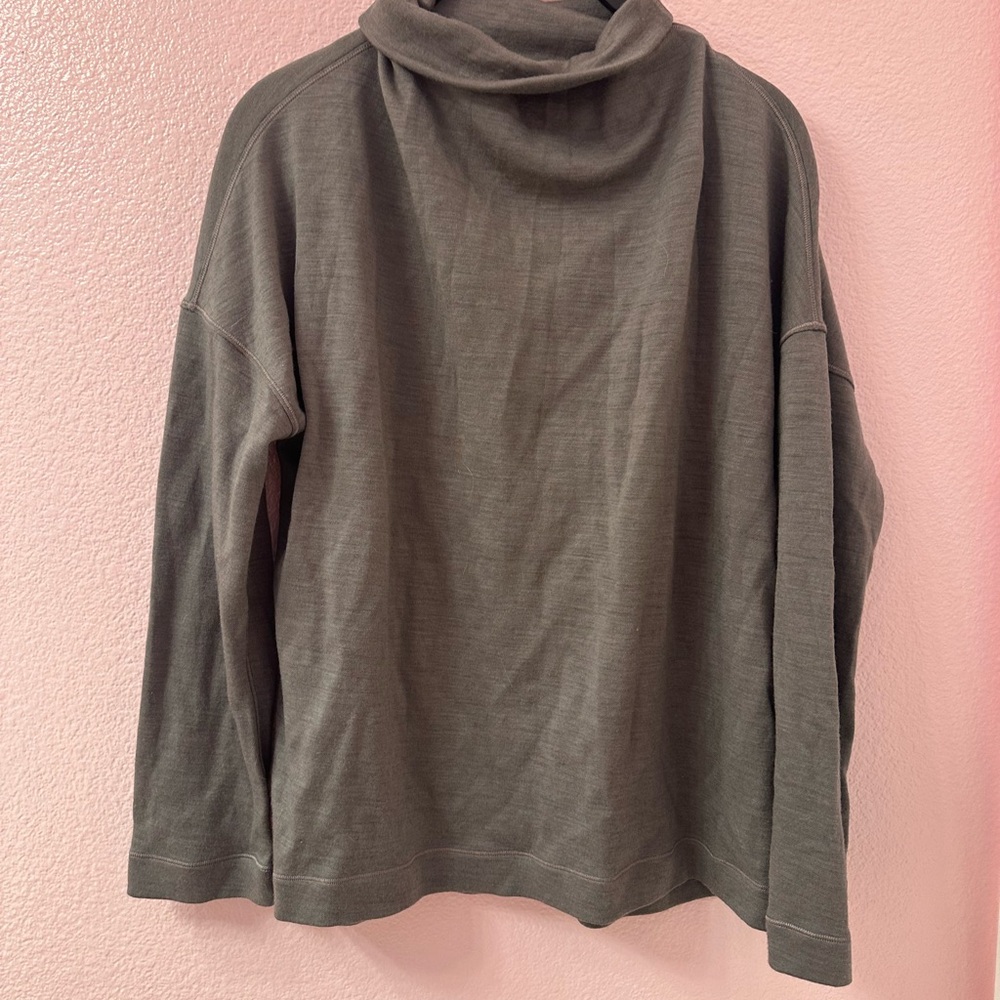 Lululemon Turtleneck Top